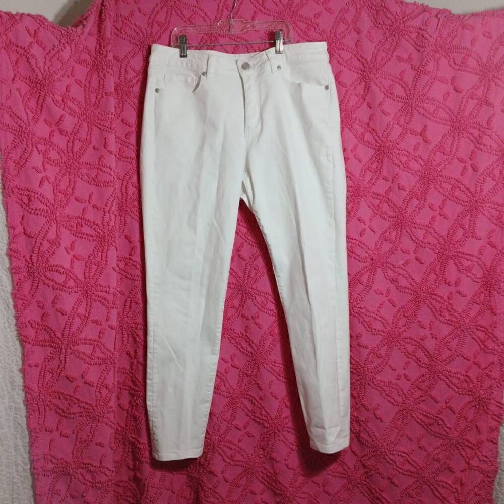 Loft White Curvy Skinny Jeans Size 10/30